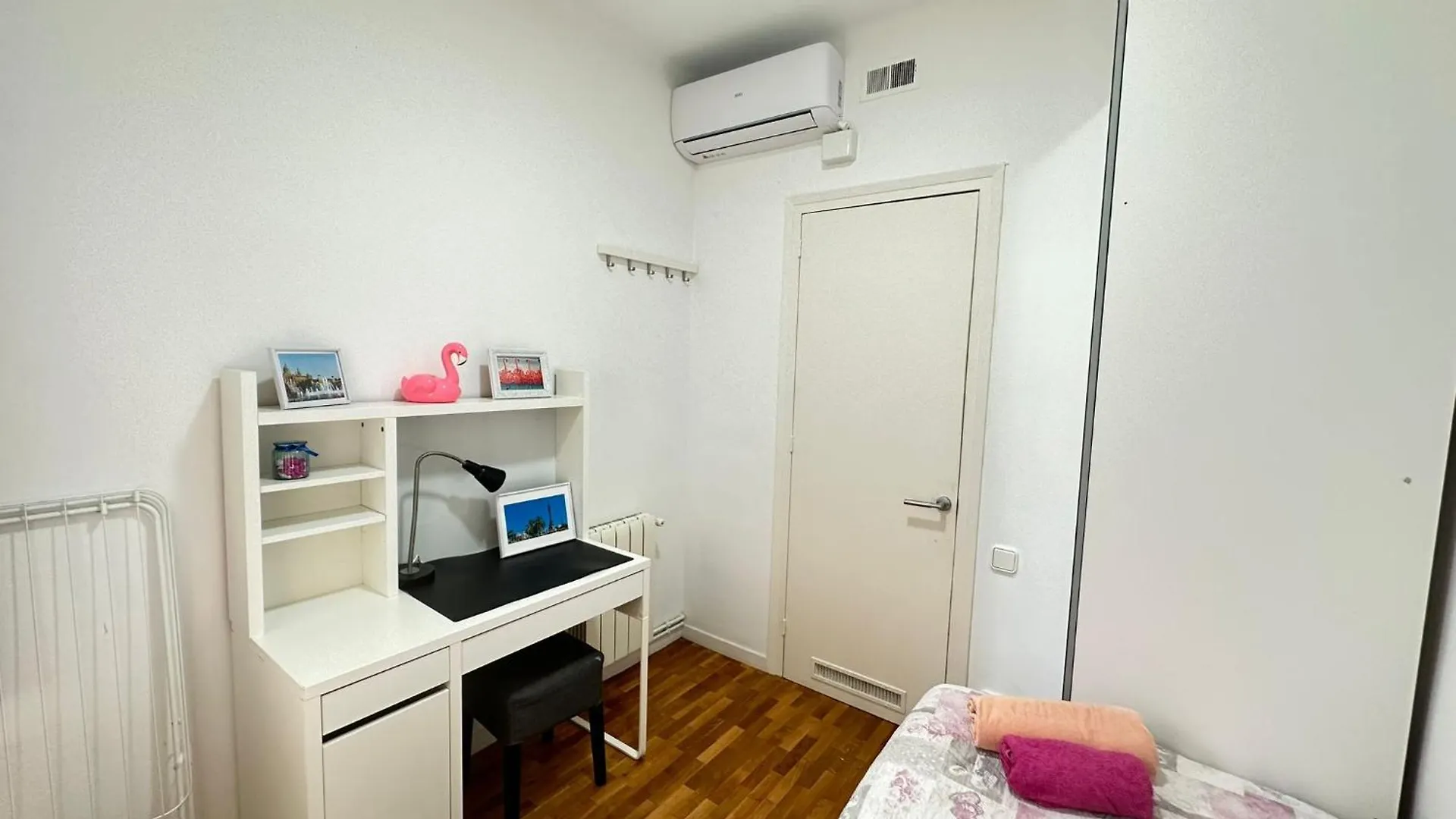 Rooms Aragon Barcelona 0*,  Spain