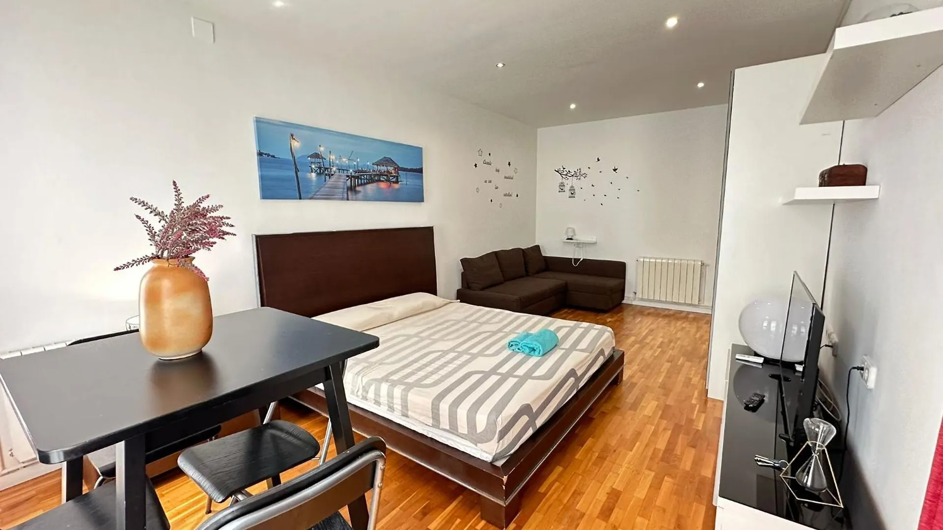 Rooms Aragon Barcelona Bed & Breakfast